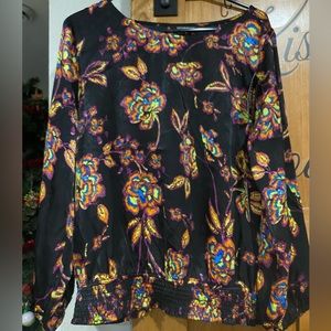Brand new colorful boutique top